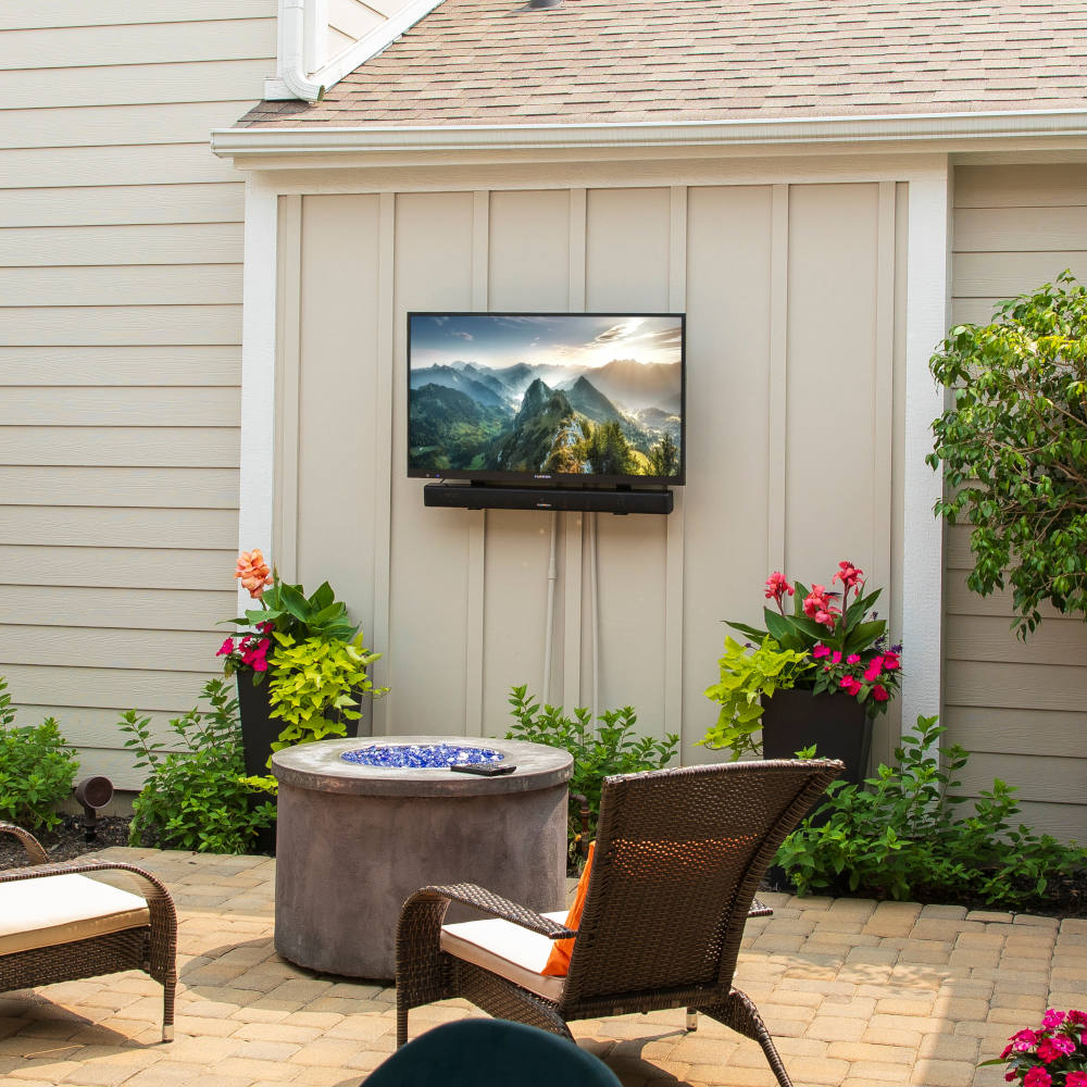 Full-Sun TV for Outdoor Patio