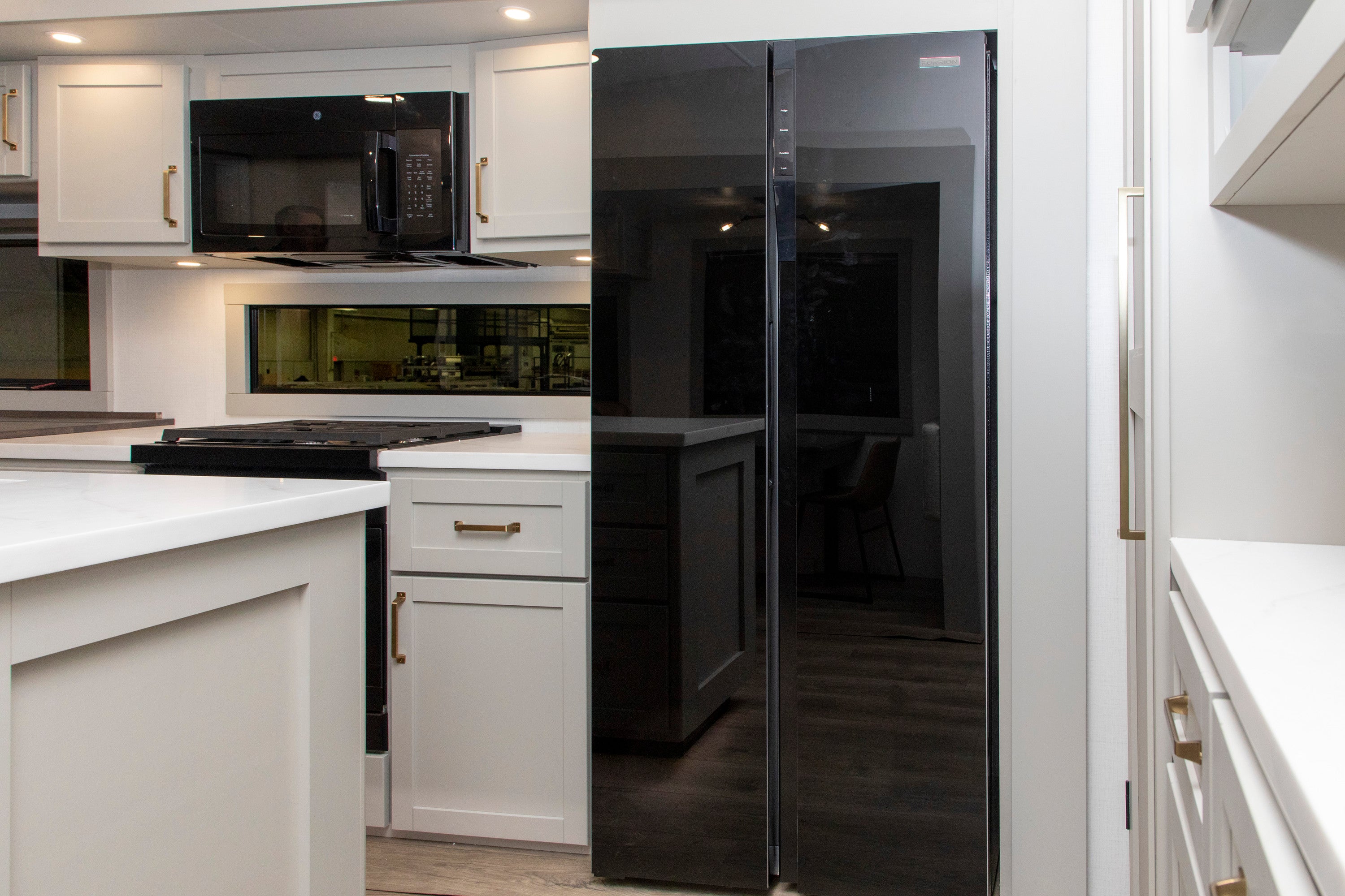 Furrion Arctic® 16 cu. ft. 12V Side-by-Side Residential Style Refrigerator15.6-CF-ARCTIC