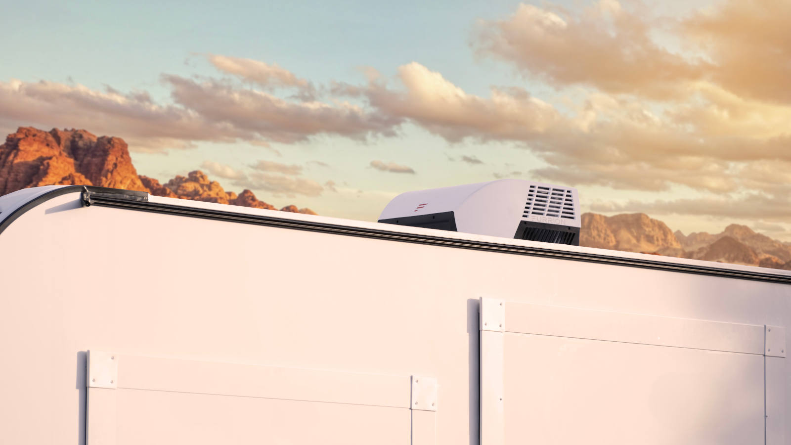 RV Rooftop AC Chill Cube