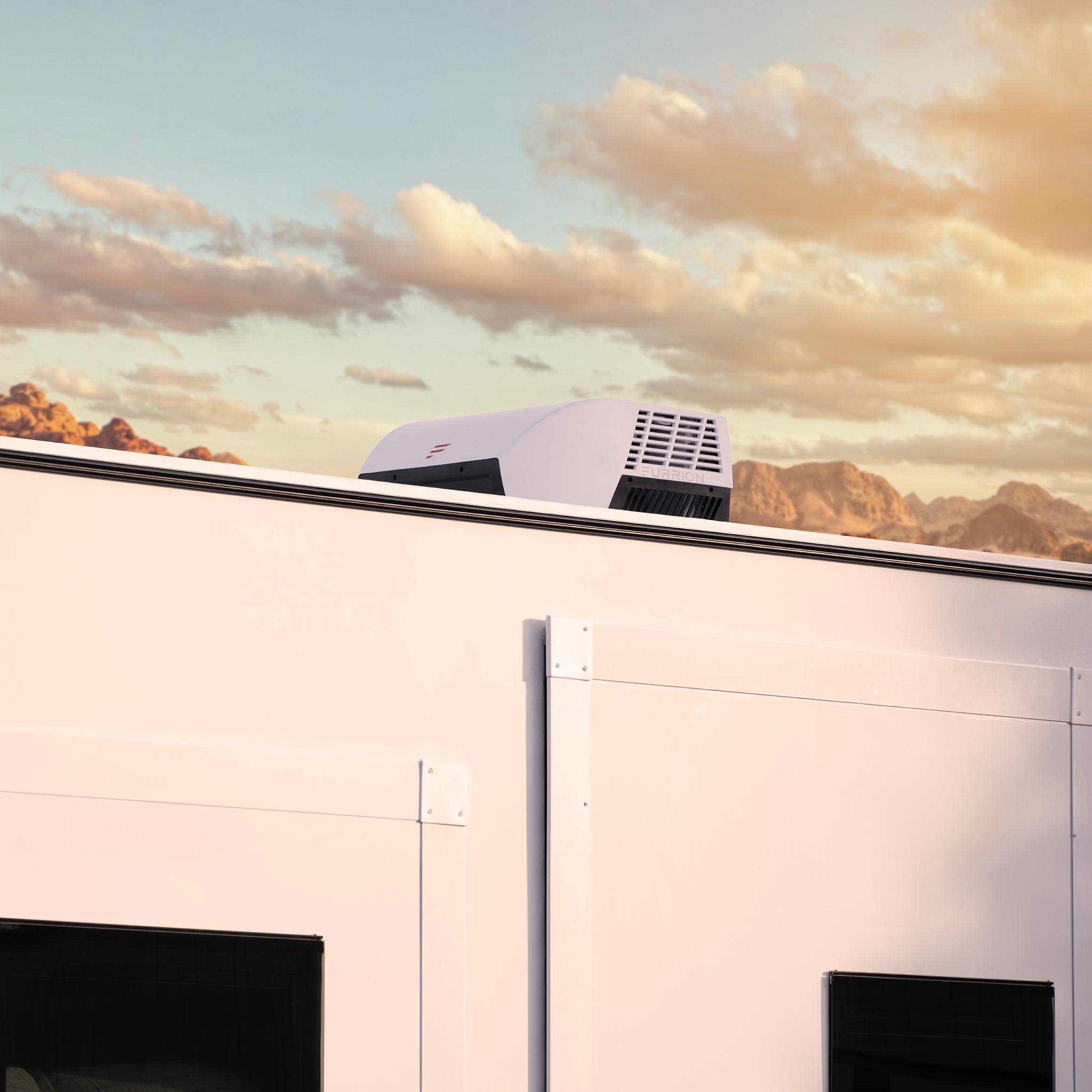 RV with Furrion Rooftop Chill Cube AC